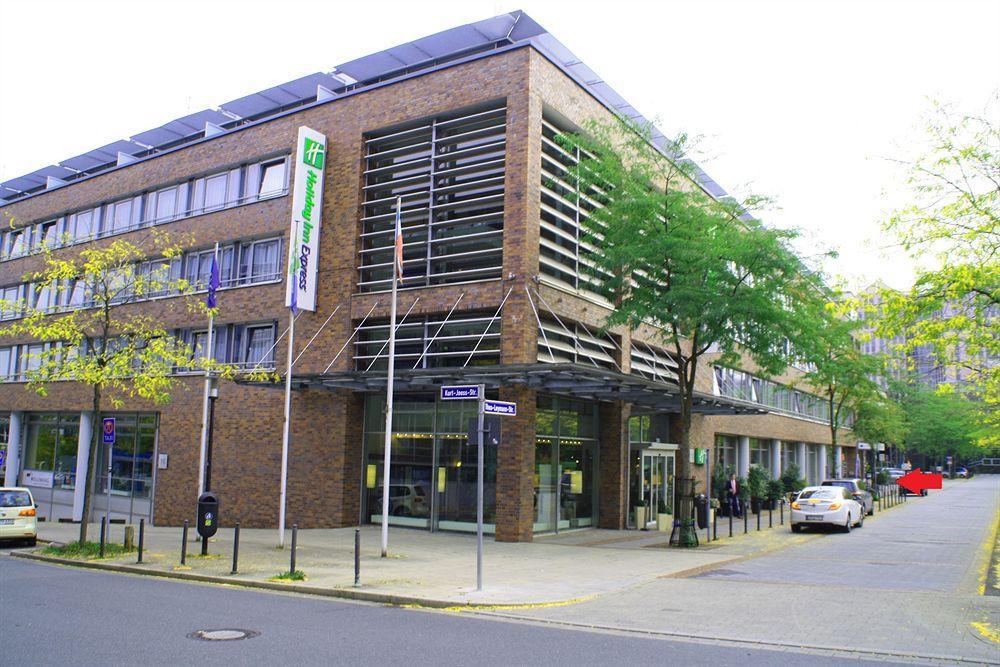 Essen City Suites ภายนอก รูปภาพ
