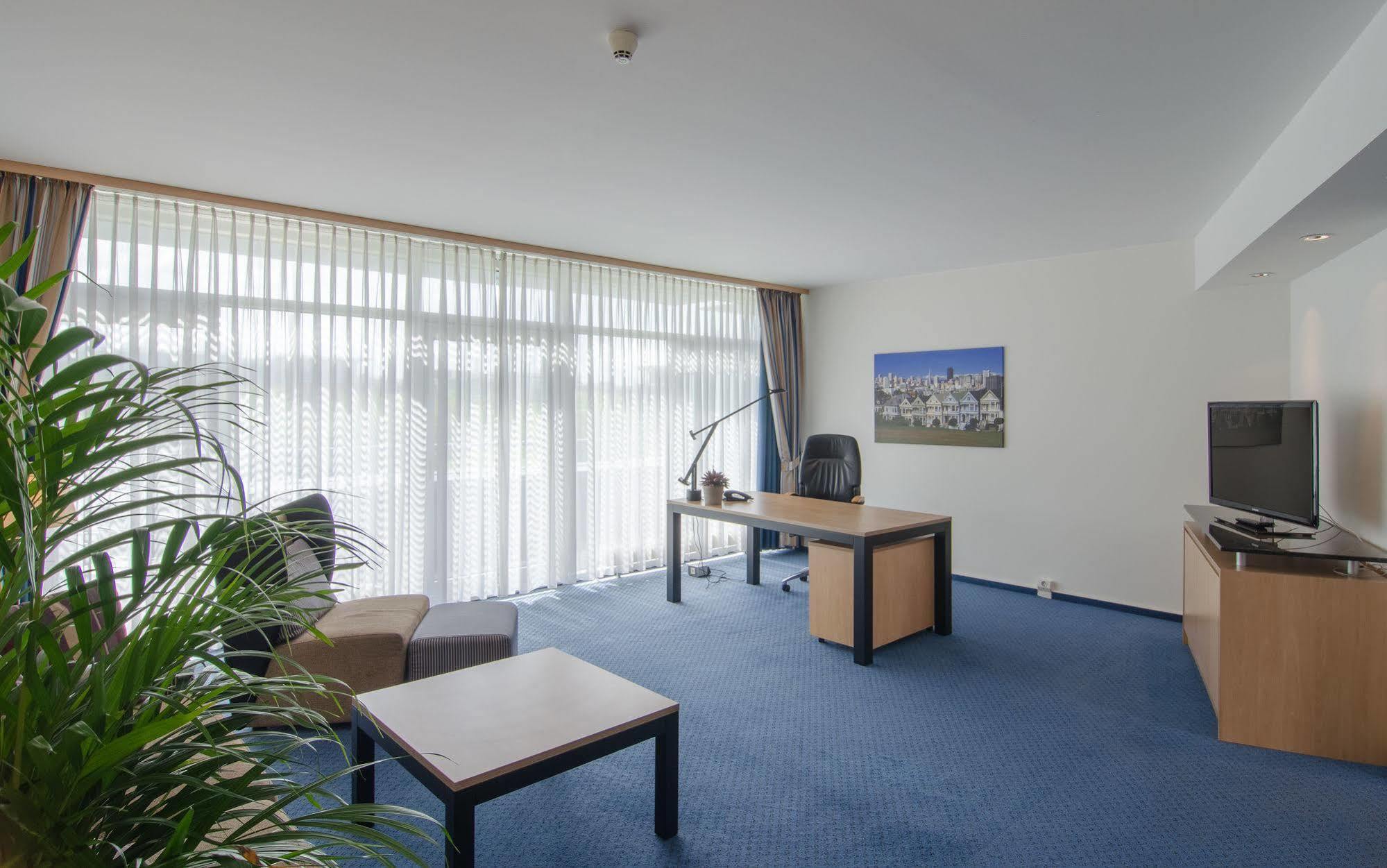 Essen City Suites ภายนอก รูปภาพ